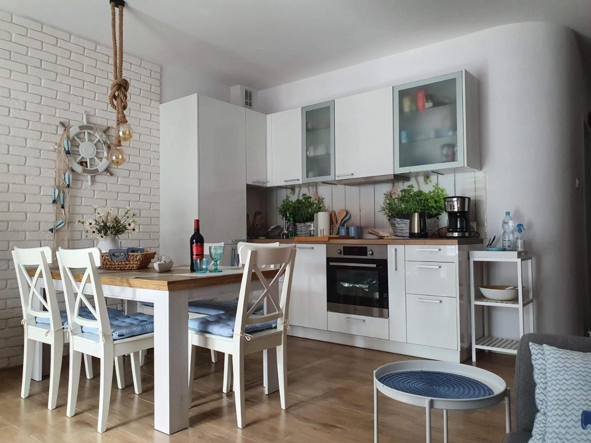 פוביירובו Apartament Bursztyn מראה חיצוני תמונה